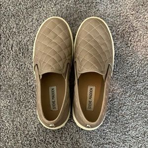 Steve Madden slip-ons